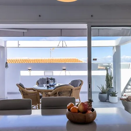 A Luxurious On The Island Of Tenerife Playa de San Juan (Tenerife)