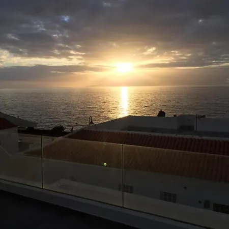 A Luxurious On The Island Of Tenerife 圣胡安海滩